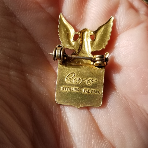 Relisted - Vintage Coro Son in Service brooch pin WWII eagle gold tone - Picture 7 of 8
